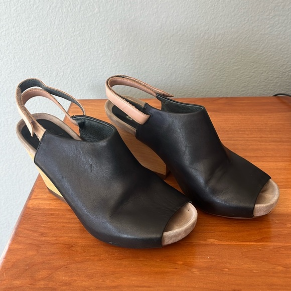 Camper black leather wedge sandals women’s size 38 EU (7.5-8 US) - Picture 2 of 9